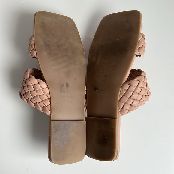 Steve Madden woven nude color slide size 7 - Picture 2 of 4